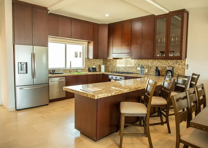 113 Big Town House For Family W Pool